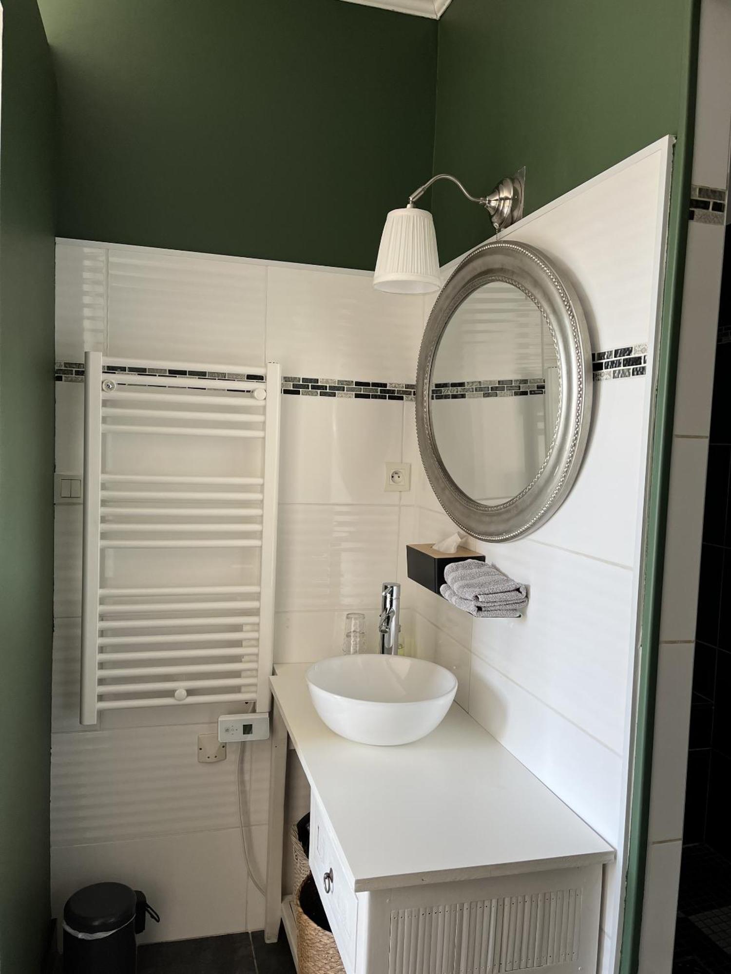 Le Clos Du Jas Marseille Room photo